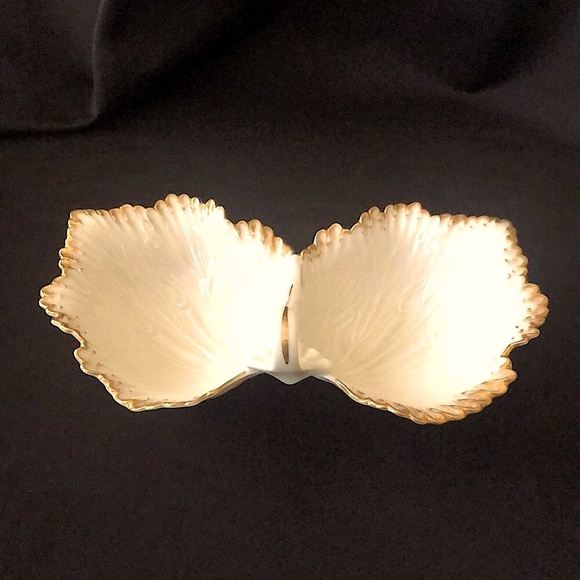 “LENOX” GIFTWARE VINTAGE DOUBLE LEAF BOWLS with HANDLE - Picture 2 of 9